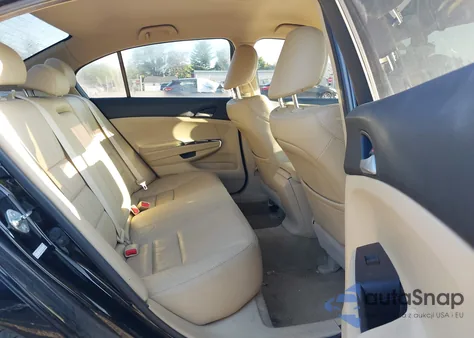 2011 Honda Accord Se from USA, damaged, VIN 1HGCP2F67BA155935